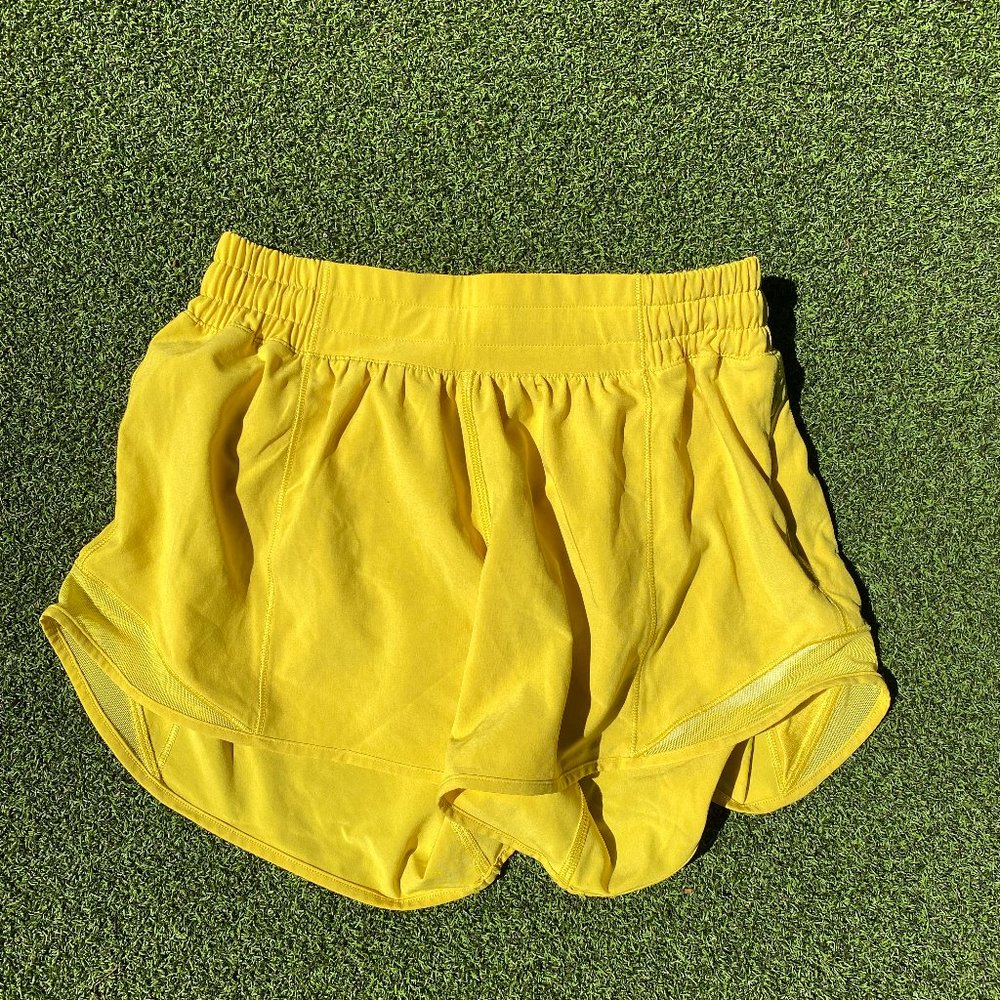 Lululemon Hottie Hot Shorts Size 4